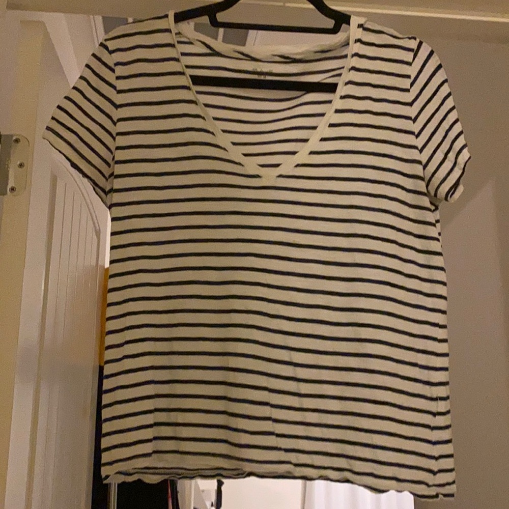 v neck